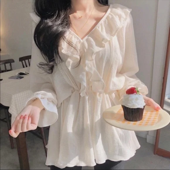 Ruffle blouse top long sleeve lightweight Summer spring top cream - Picture 2 of 3